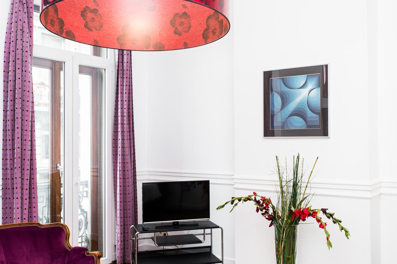 B&B Downtown Bxl Brussel Bagian luar foto