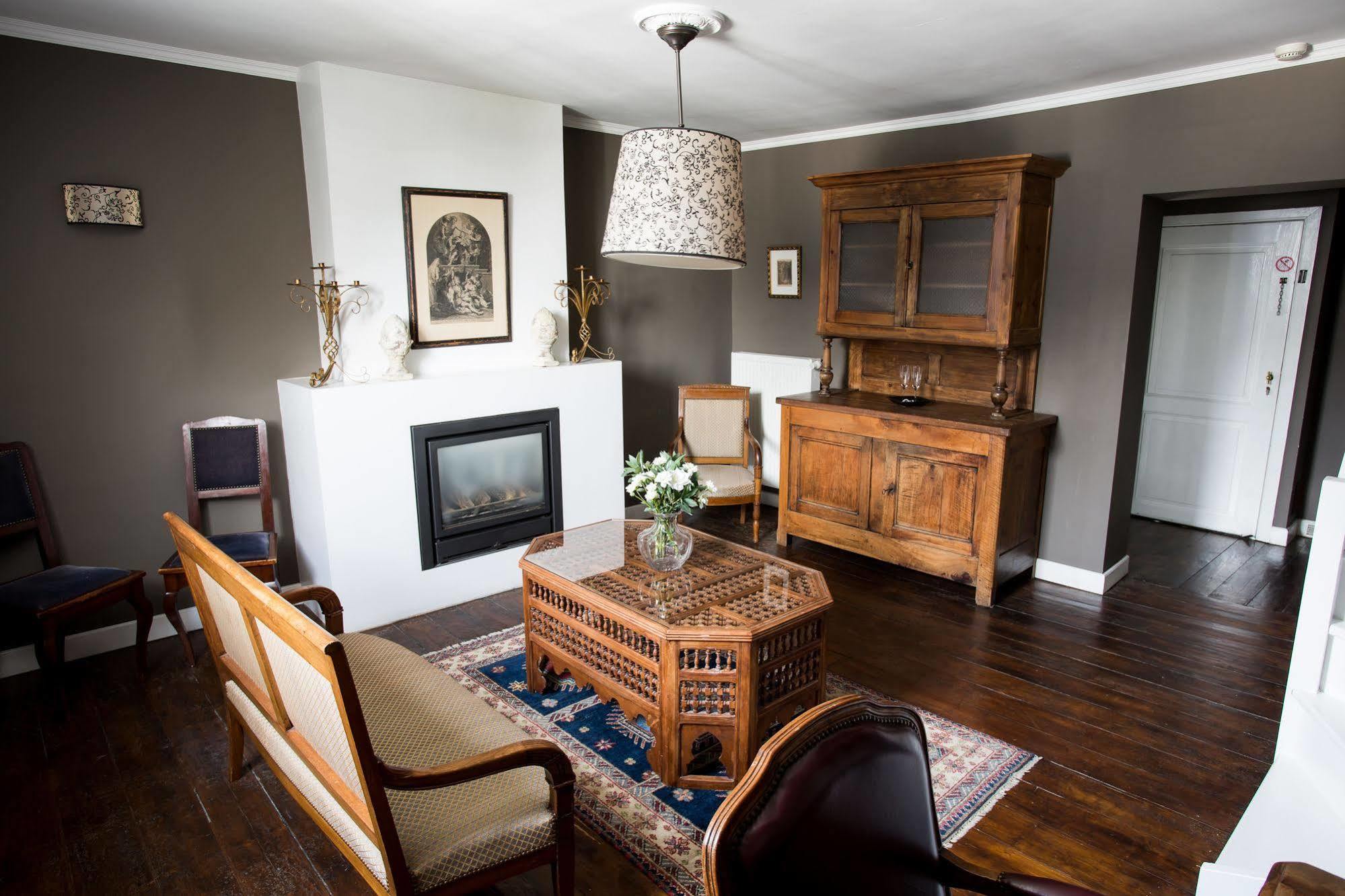 B&B Downtown Bxl Brussel Bagian luar foto
